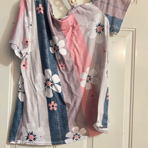 Floral Striped Women's Top - Pink, Blue, and Cream - Picture 3 of 3